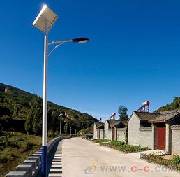太阳能新能源助力 新农村照明亮化工程